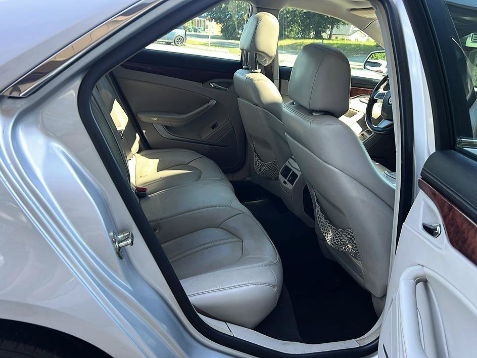 Used 2010 Cadillac CTS Premium AWD/4WD image 32
