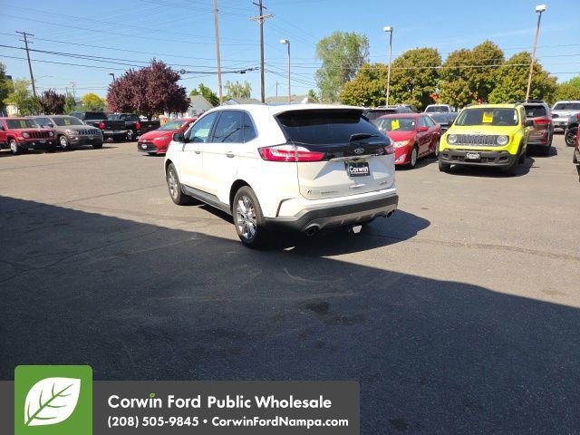 Used 2019 Ford Edge Titanium w/ Equipment Group 301A AWD/4WD image 8