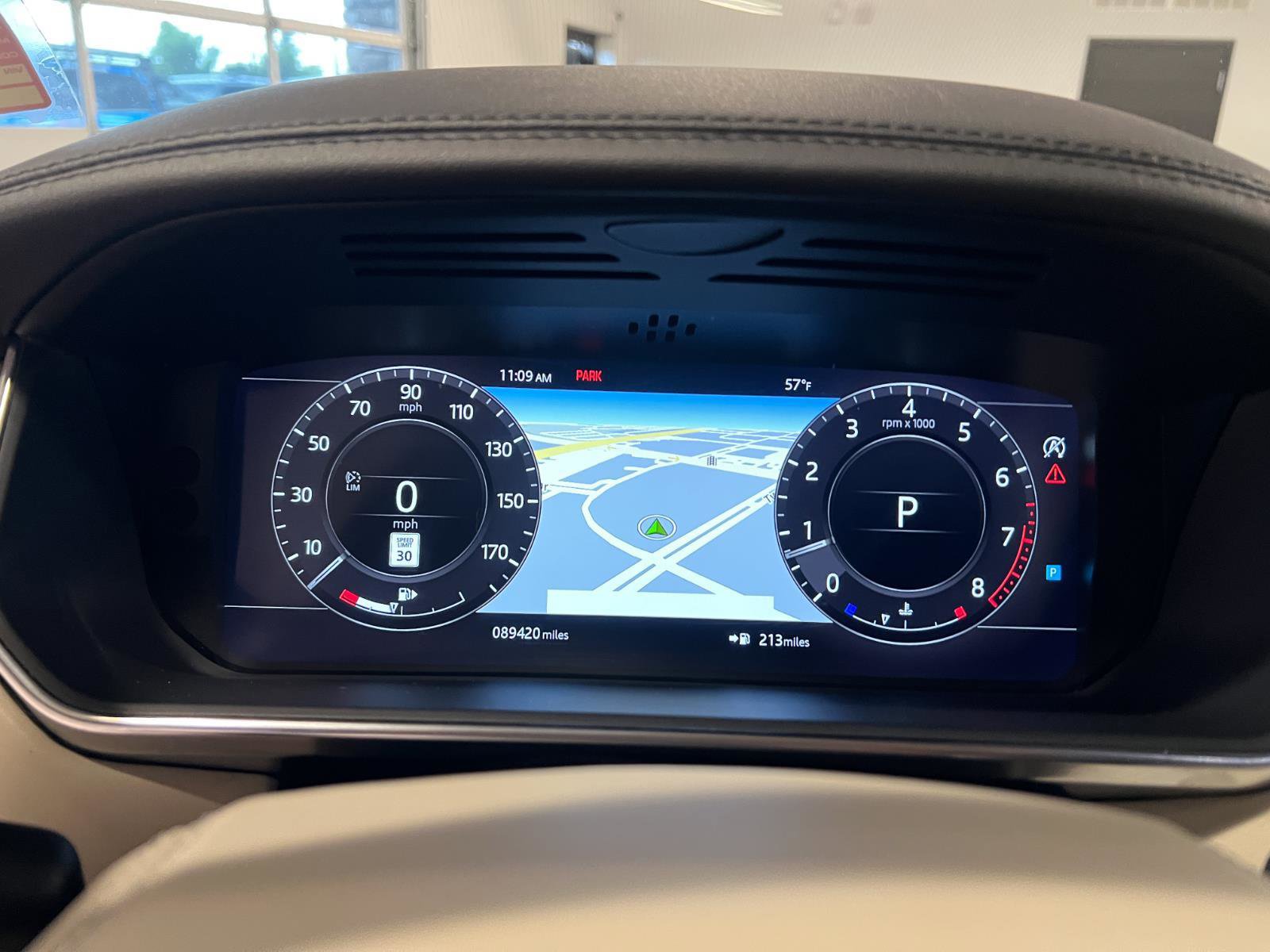 Used 2019 Land Rover Range Rover Supercharged AWD/4WD image 12