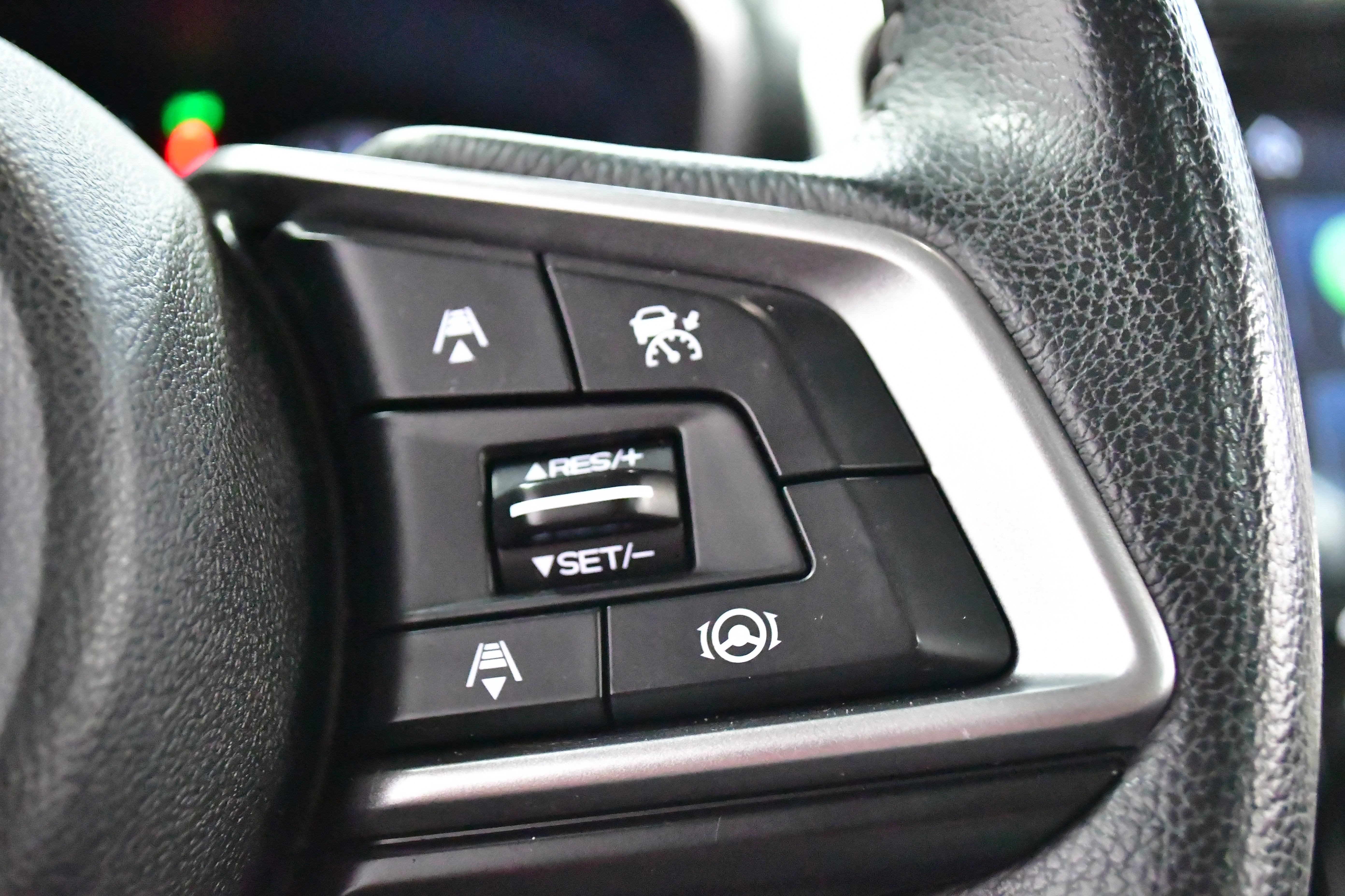 Used 2022 Subaru Ascent Limited w/ Technology Package image 47