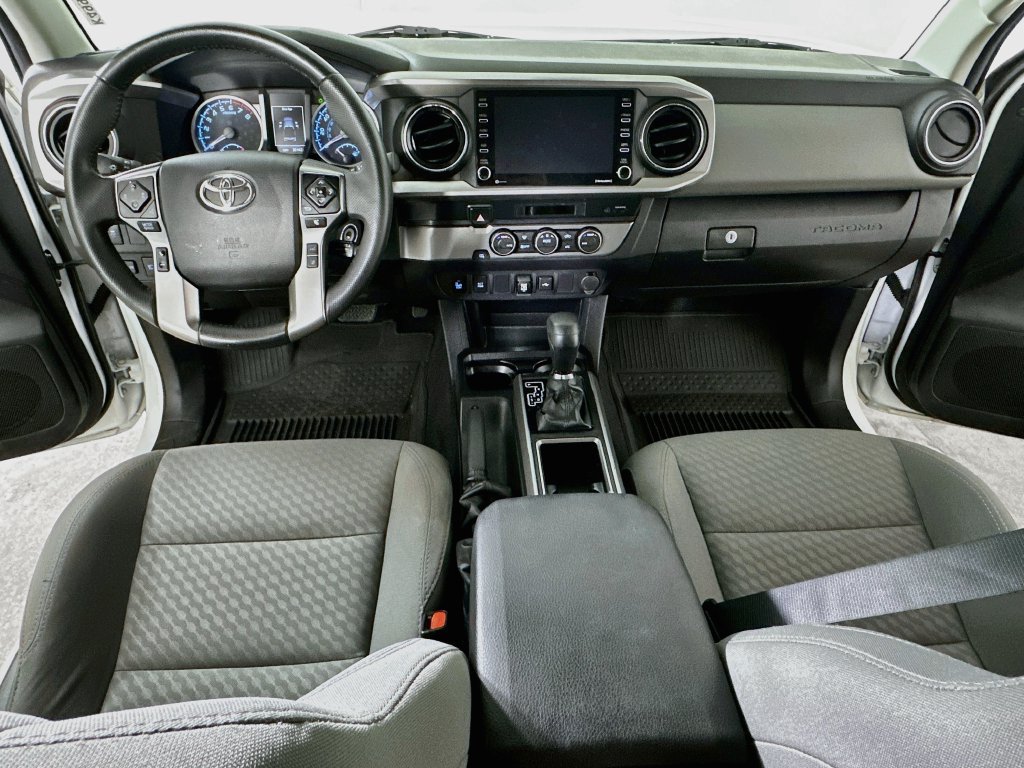 Used 2022 Toyota Tacoma SR5 w/ Technology Package RWD image 18