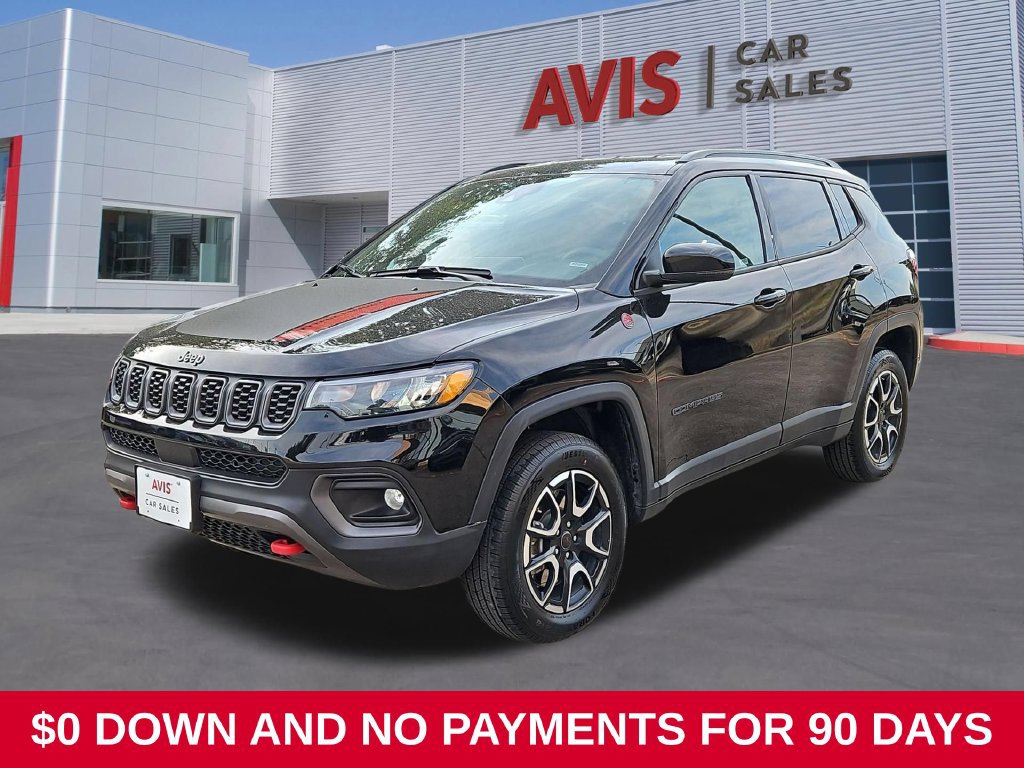 Used 2025 Jeep Compass Trailhawk AWD/4WD image 1