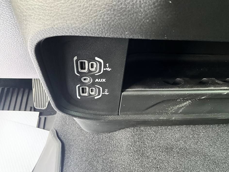 New 2026 RAM 2500 Tradesman AWD/4WD image 23