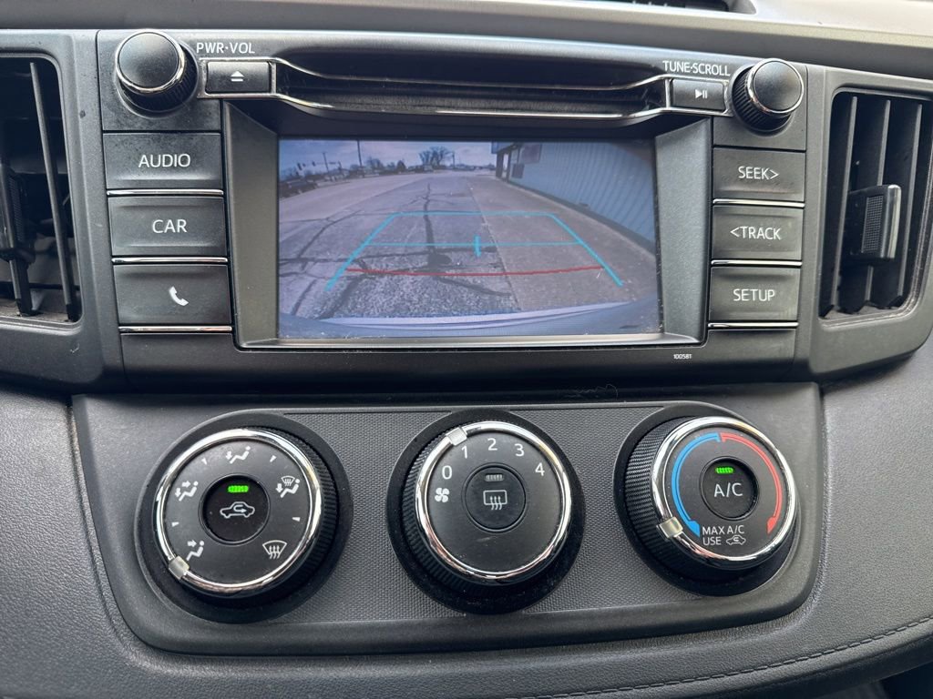 Used 2018 Toyota RAV4 LE w/ All Weather Liner Package AWD/4WD image 21