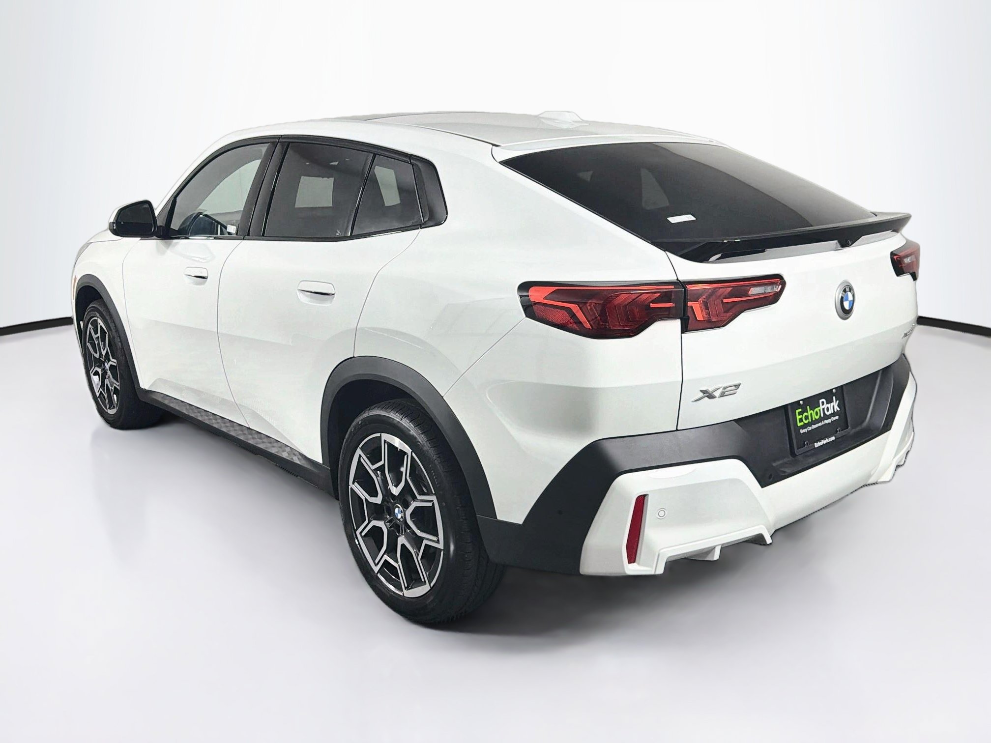 Used 2026 BMW X2 xDrive28i AWD/4WD image 5