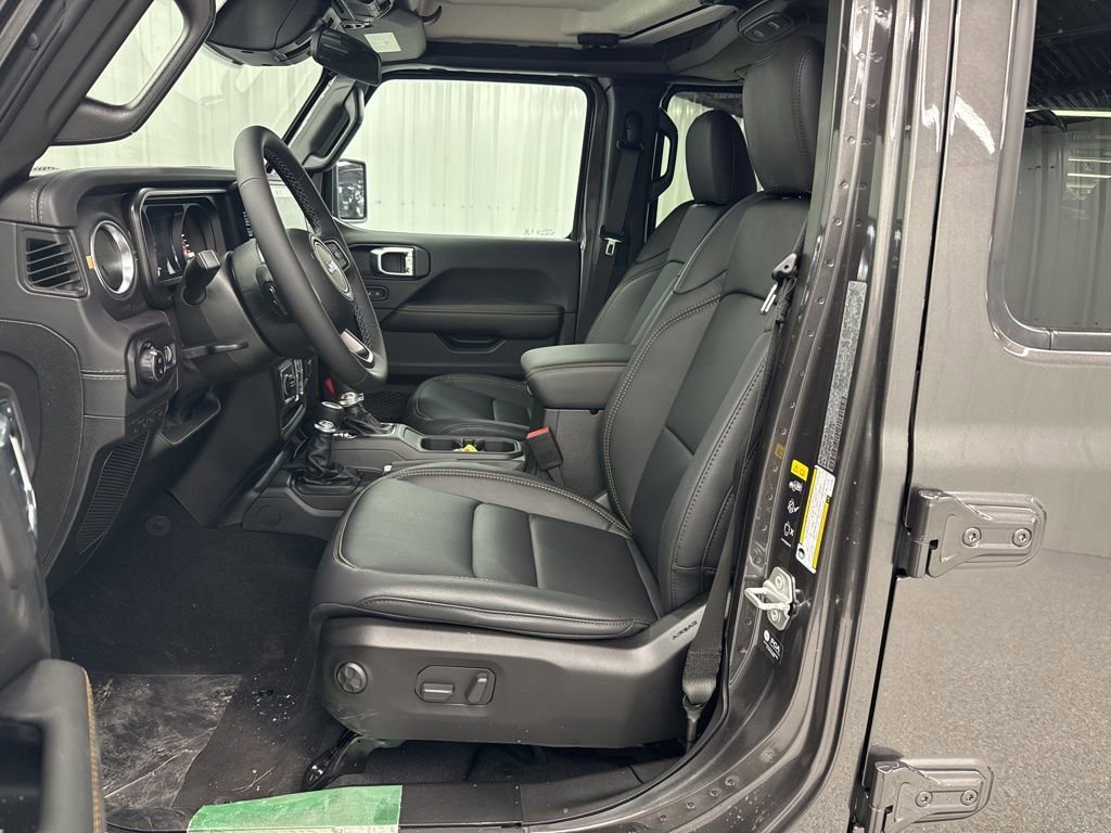 New 2026 Jeep Gladiator Sport image 16