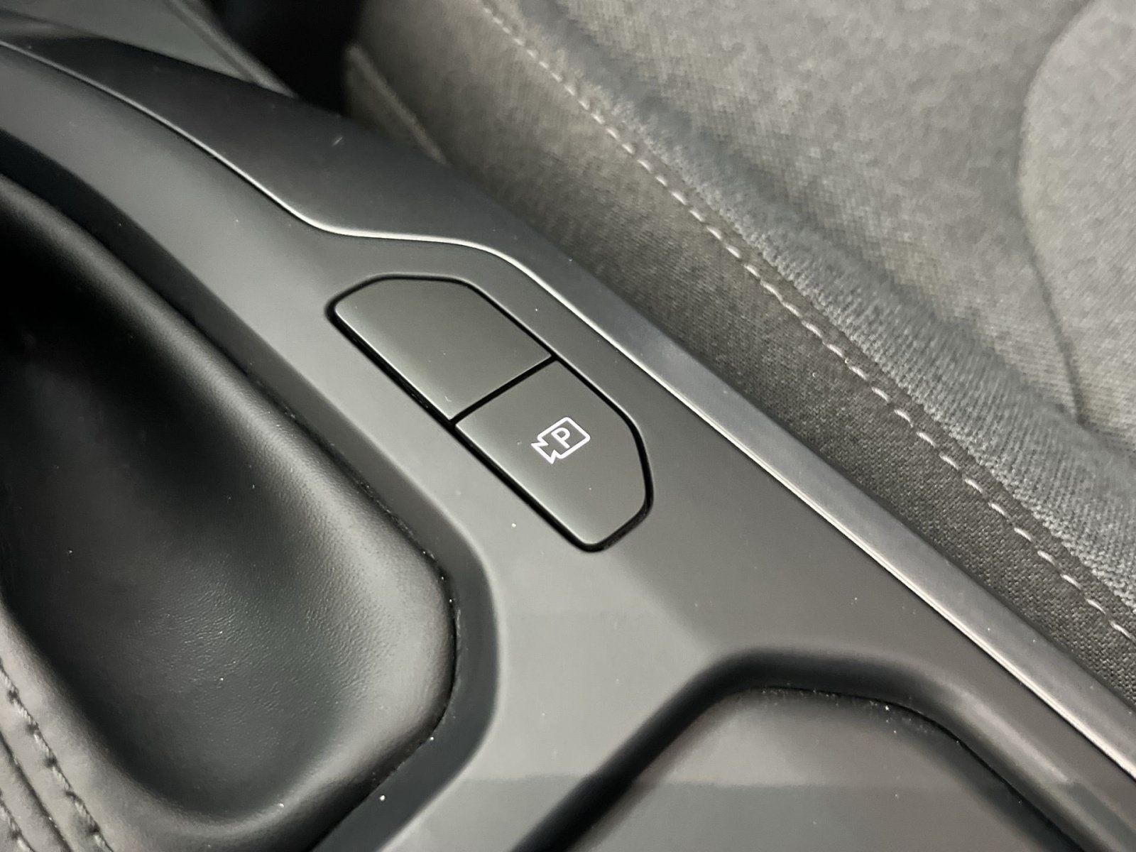 Used 2025 Kia K4 FWD image 37