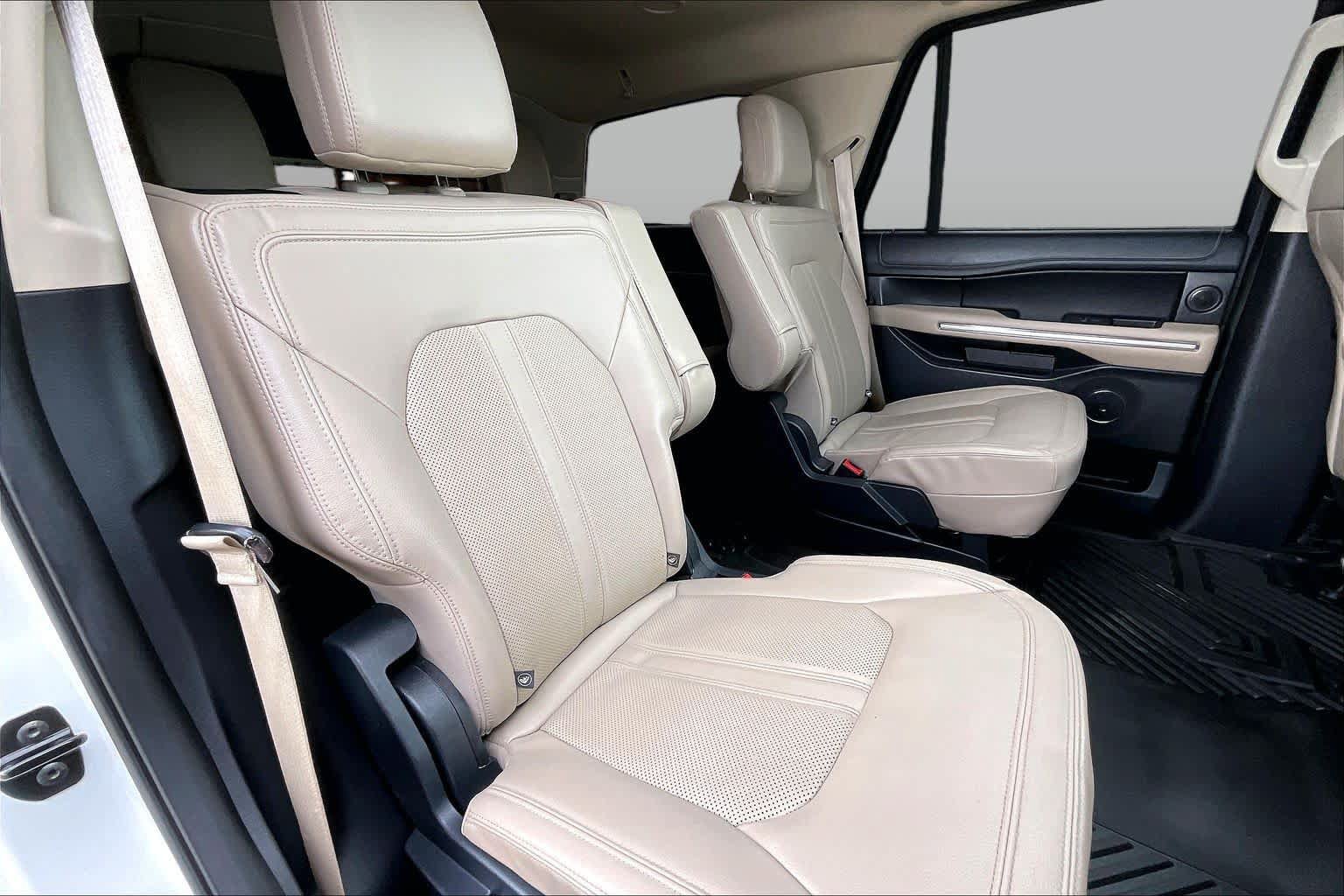 Used 2023 Ford Expedition Limited RWD image 20