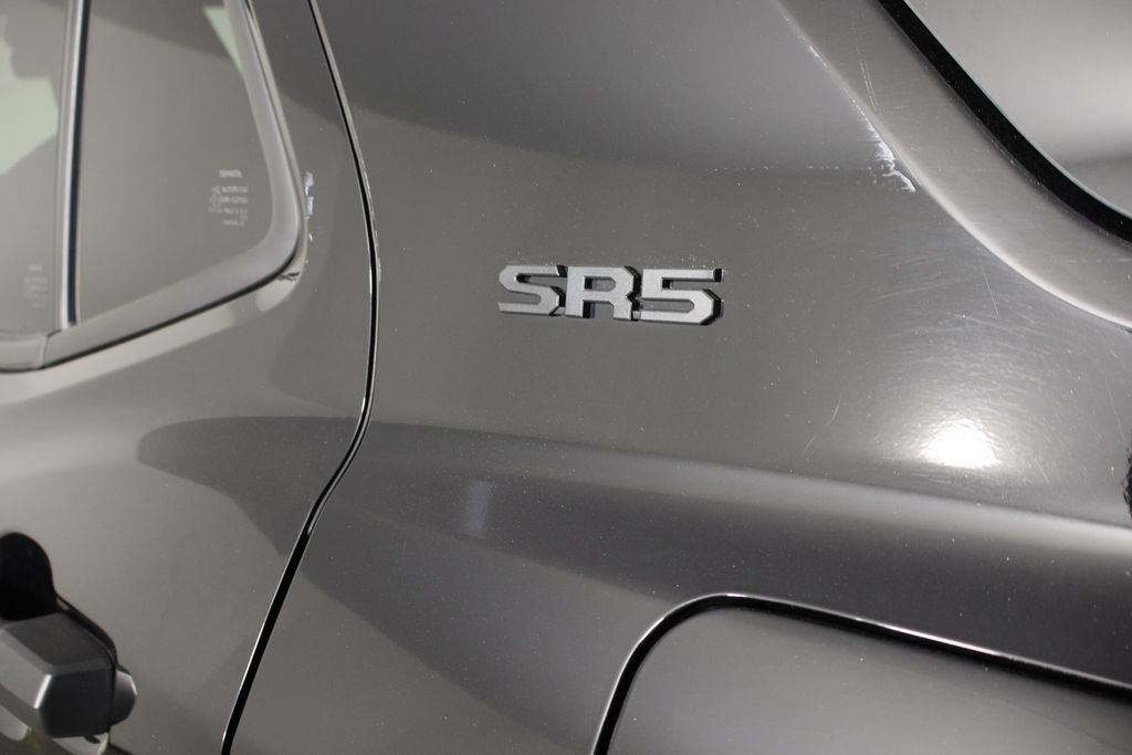 Used 2025 Toyota 4Runner SR5 image 38