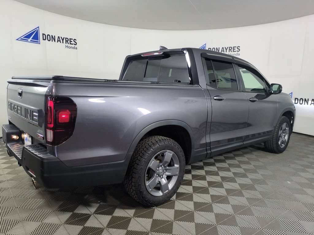 Certified 2025 Honda Ridgeline TrailSport image 5