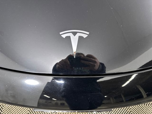 Used 2019 Tesla Model 3 Standard Range Plus image 9