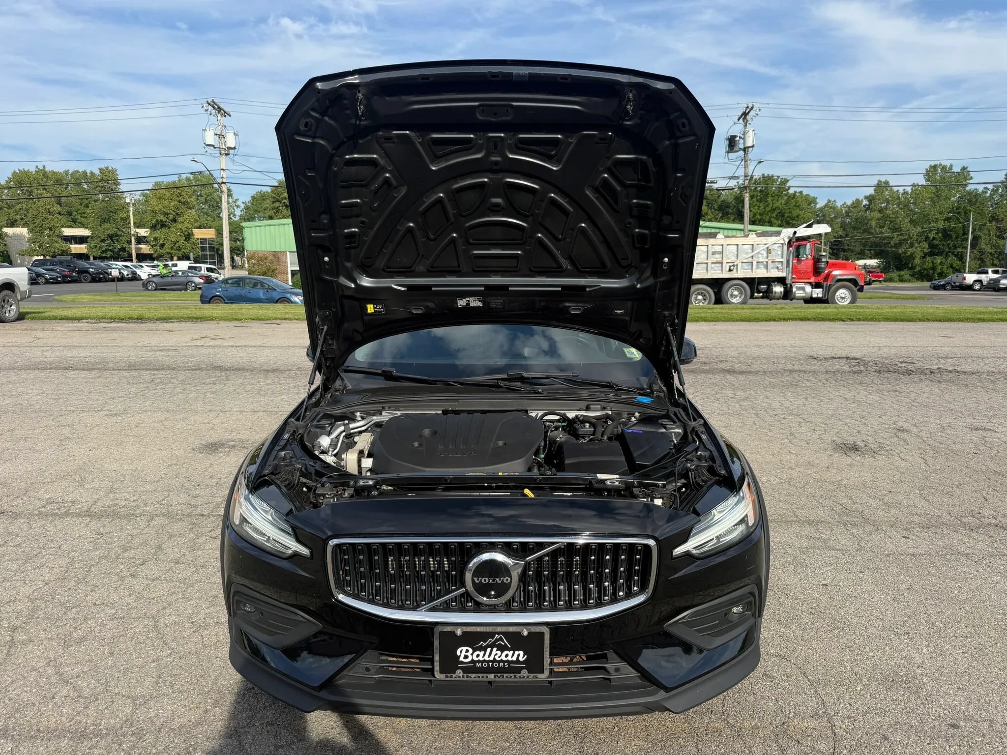 Used 2023 Volvo V60 B5 Cross Country Plus w/ Climate Package AWD/4WD image 33