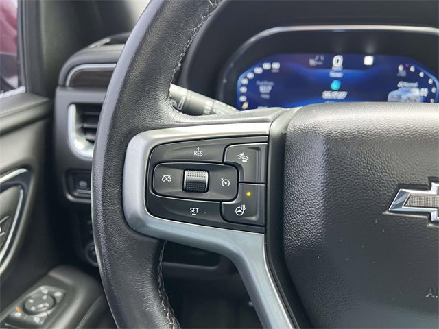 Used 2022 Chevrolet Suburban Z71 w/ Luxury Package image 16