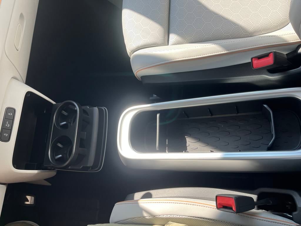 New 2025 Volkswagen ID. Buzz 1st Edition image 16