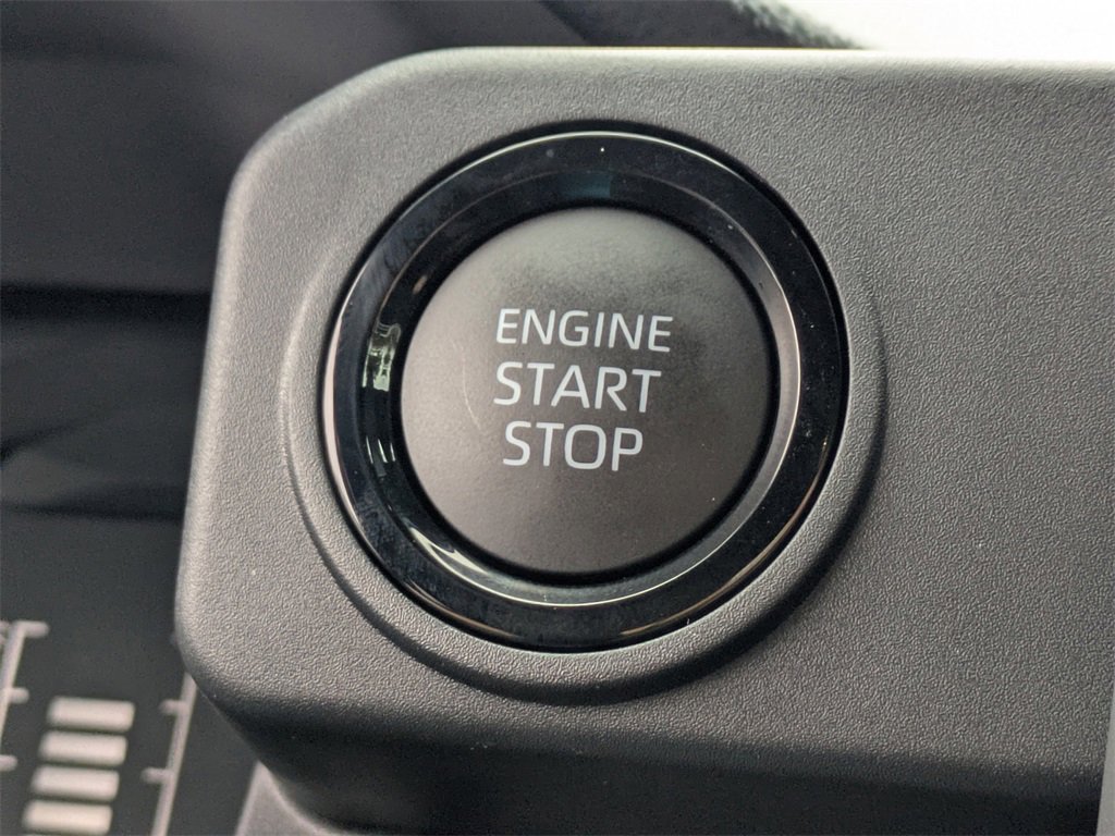 Certified 2025 Toyota Tacoma SR5 image 29