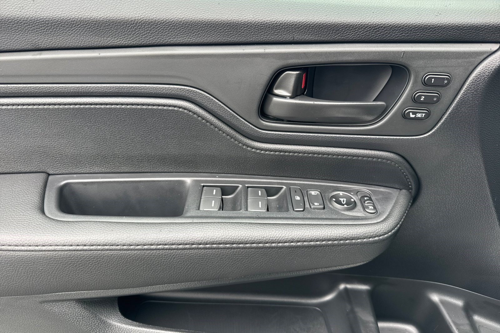 New 2026 Honda Odyssey Sport-L image 32