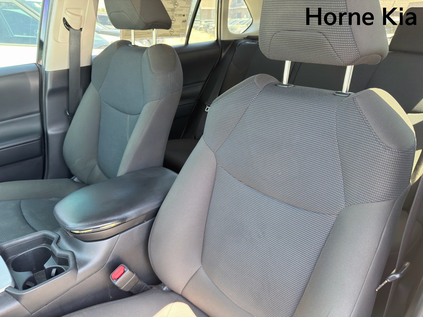 Used 2021 Toyota RAV4 LE FWD image 12