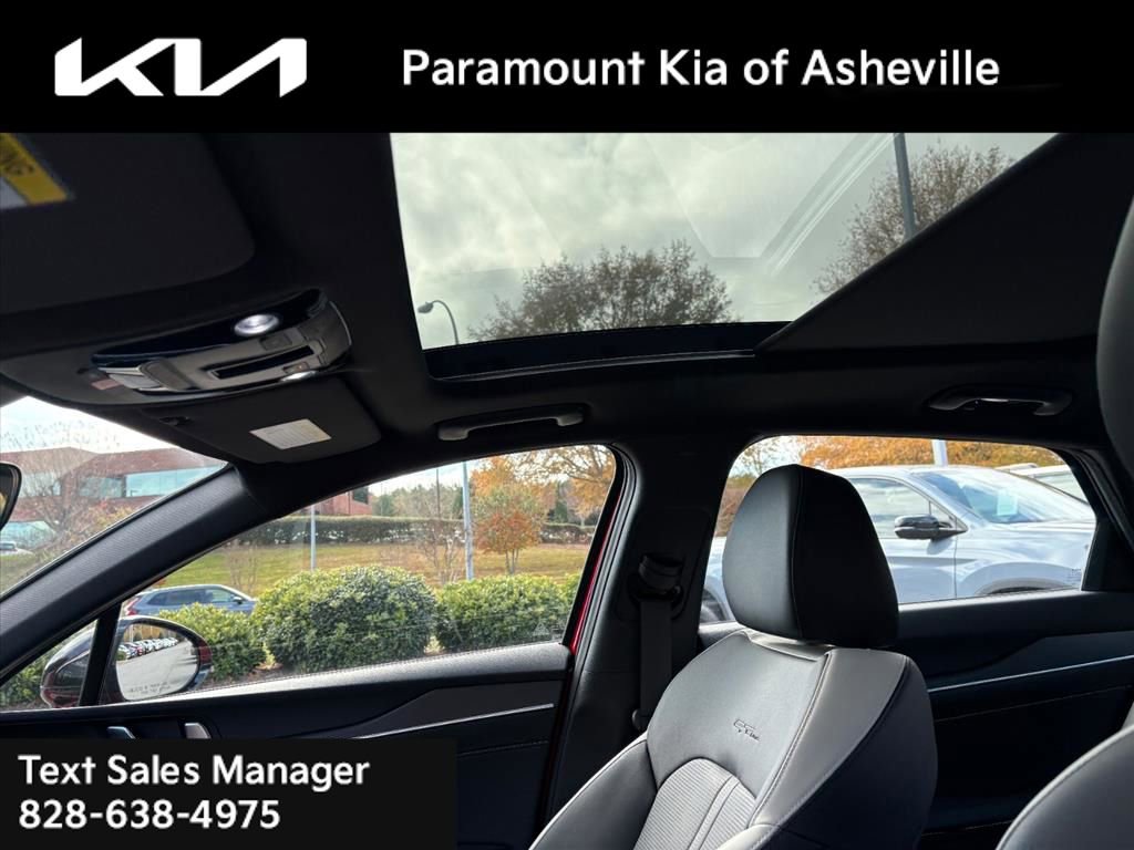 Used 2025 Kia K5 GT-Line w/ GT-Line Premium Package image 14