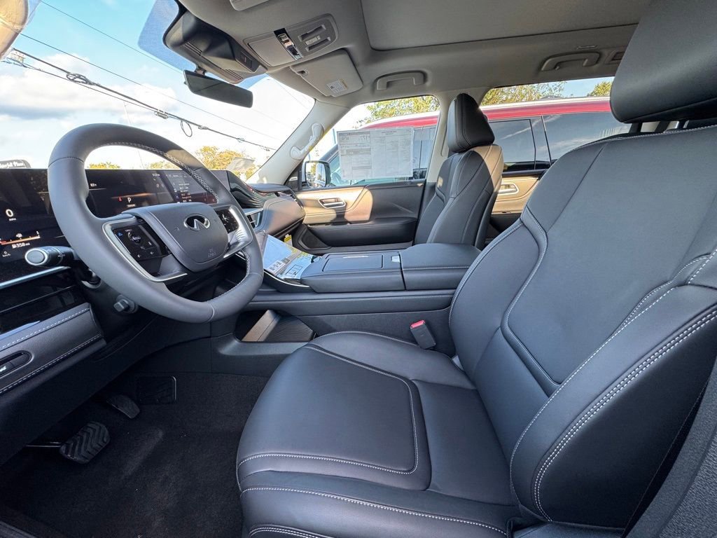 Certified 2026 INFINITI QX80 Pure w/ Cargo Package image 17