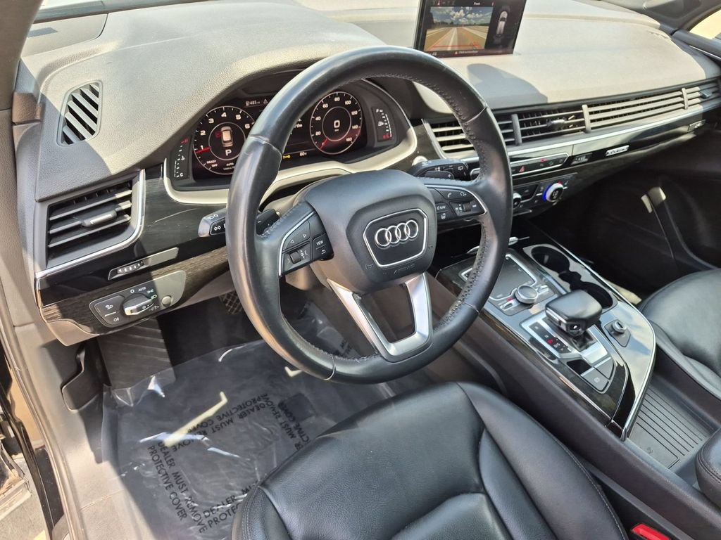 Used 2018 Audi Q7 3.0T Premium Plus w/ Premium Plus Package AWD/4WD image 11