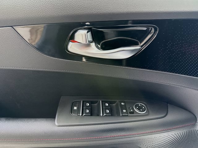 Used 2023 Kia Forte GT FWD image 18