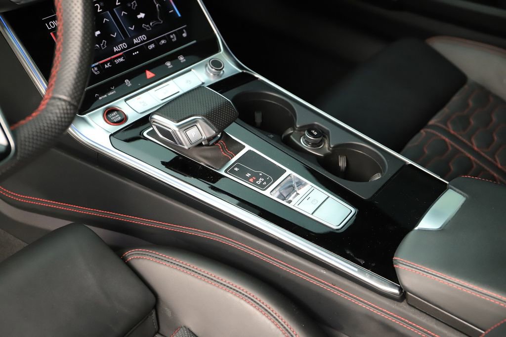 Used 2023 Audi RS 6 AWD/4WD image 17