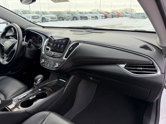 Used 2024 Chevrolet Malibu LT image 16