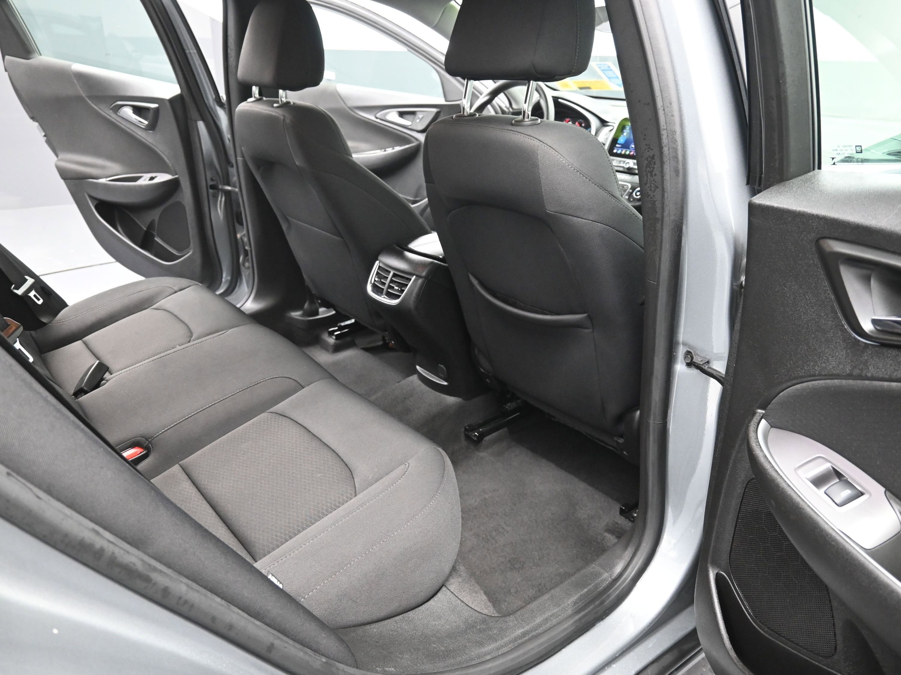 Used 2024 Chevrolet Malibu LT image 26