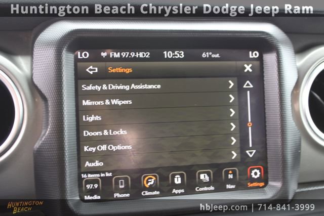 Used 2023 Jeep Wrangler Sahara image 34