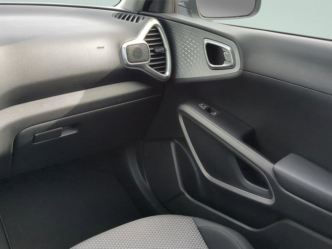 Certified 2023 Kia Soul LX w/ Option Group 015 FWD image 14