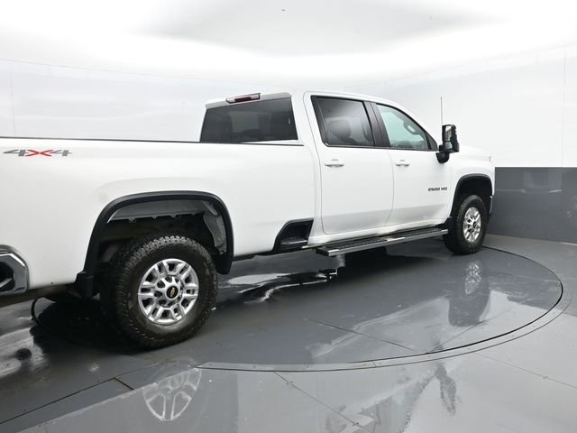Used 2023 Chevrolet Silverado 2500 LT w/ Snow Plow Prep/Camper Package image 19