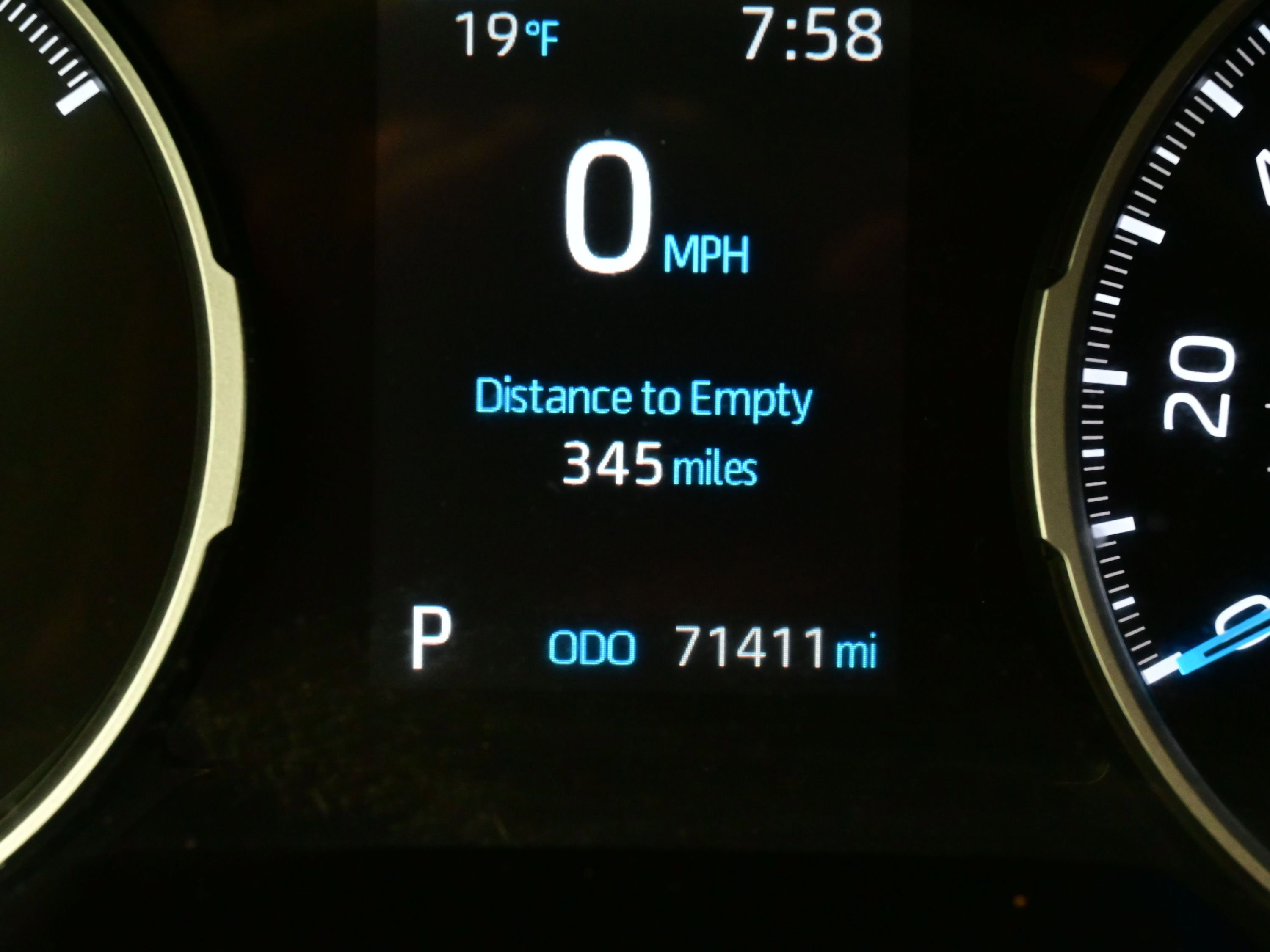 Used 2021 Toyota RAV4 XLE w/ Convenience Package image 25