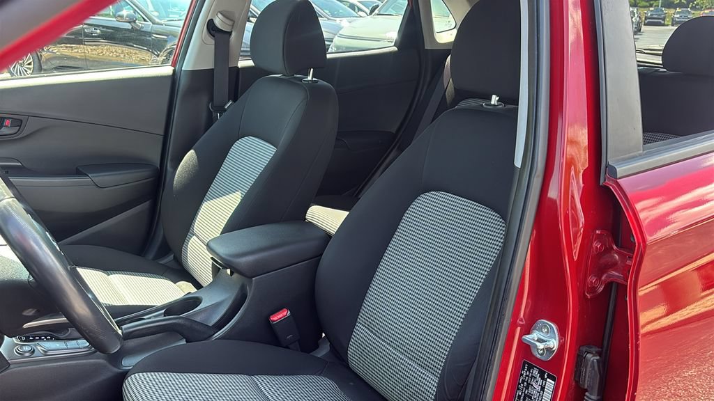 Used 2018 Hyundai Kona SEL FWD image 10
