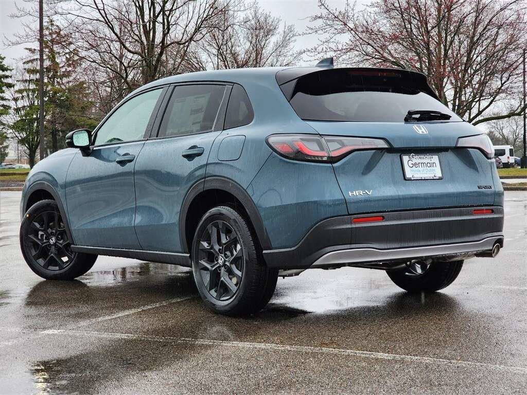 Used 2024 Honda HR-V Sport image 12