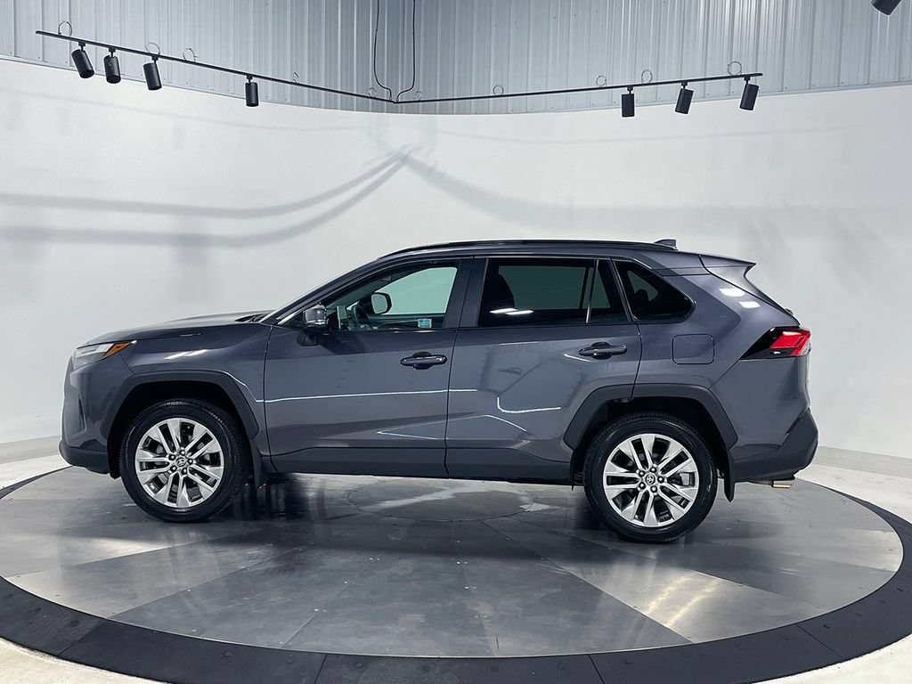 Used 2025 Toyota RAV4 XLE Premium w/ Weather Package AWD/4WD image 14