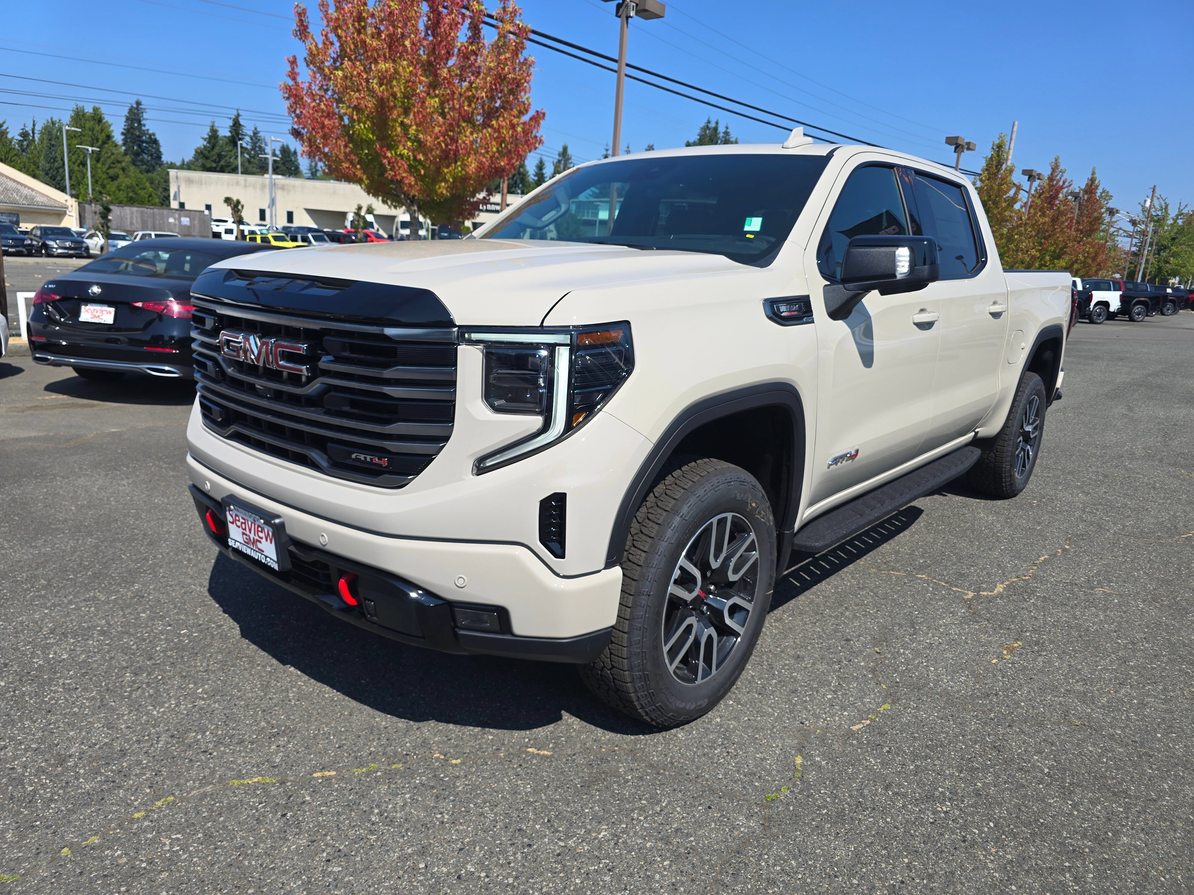 New 2026 GMC Sierra 1500 AT4 AWD/4WD image 3