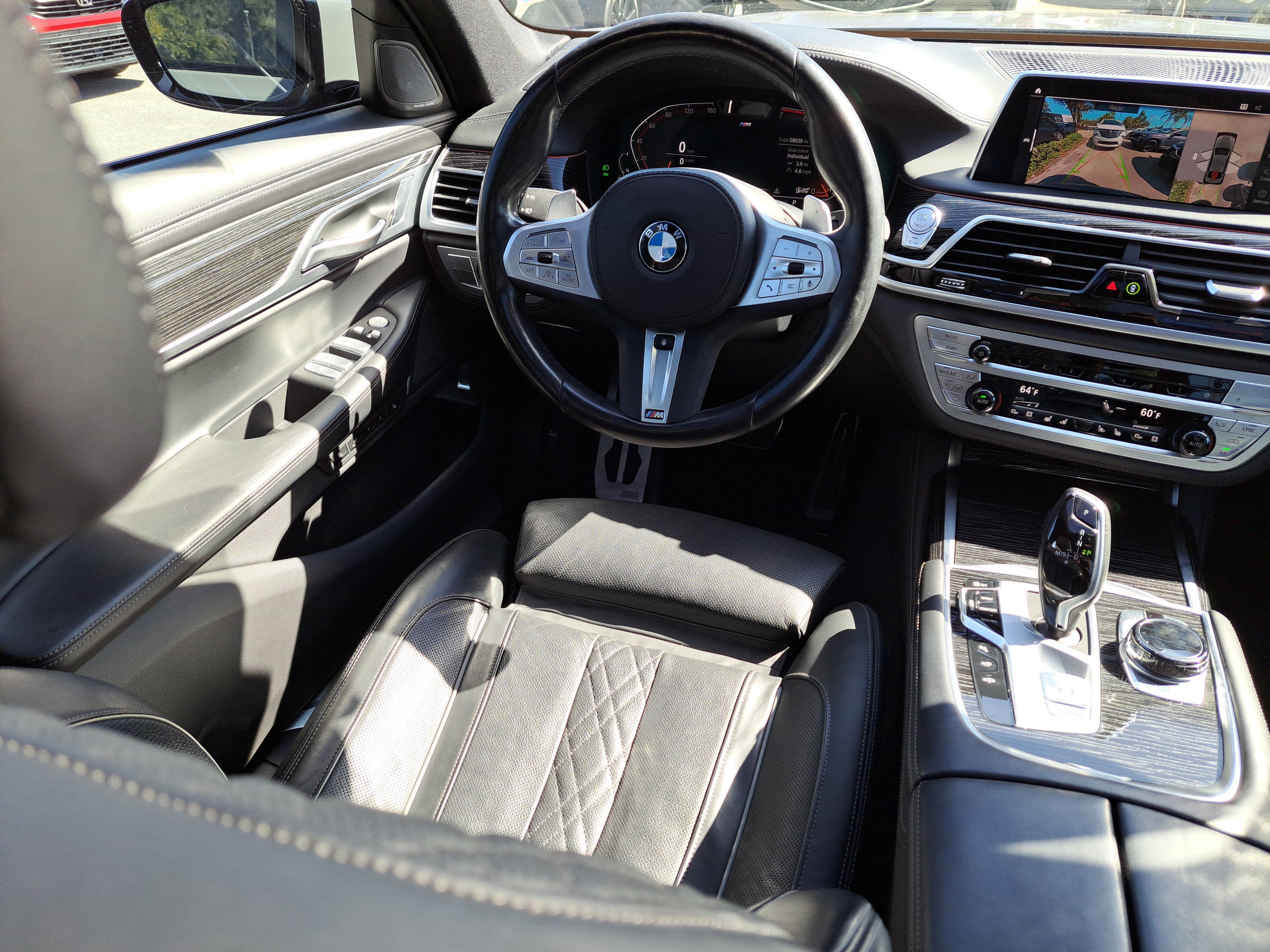 Used 2022 BMW 750i xDrive w/ Executive Package image 9