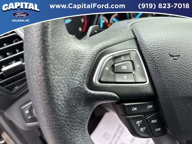 Used 2017 Ford Escape SE w/ SE Cold Weather Package AWD/4WD image 22
