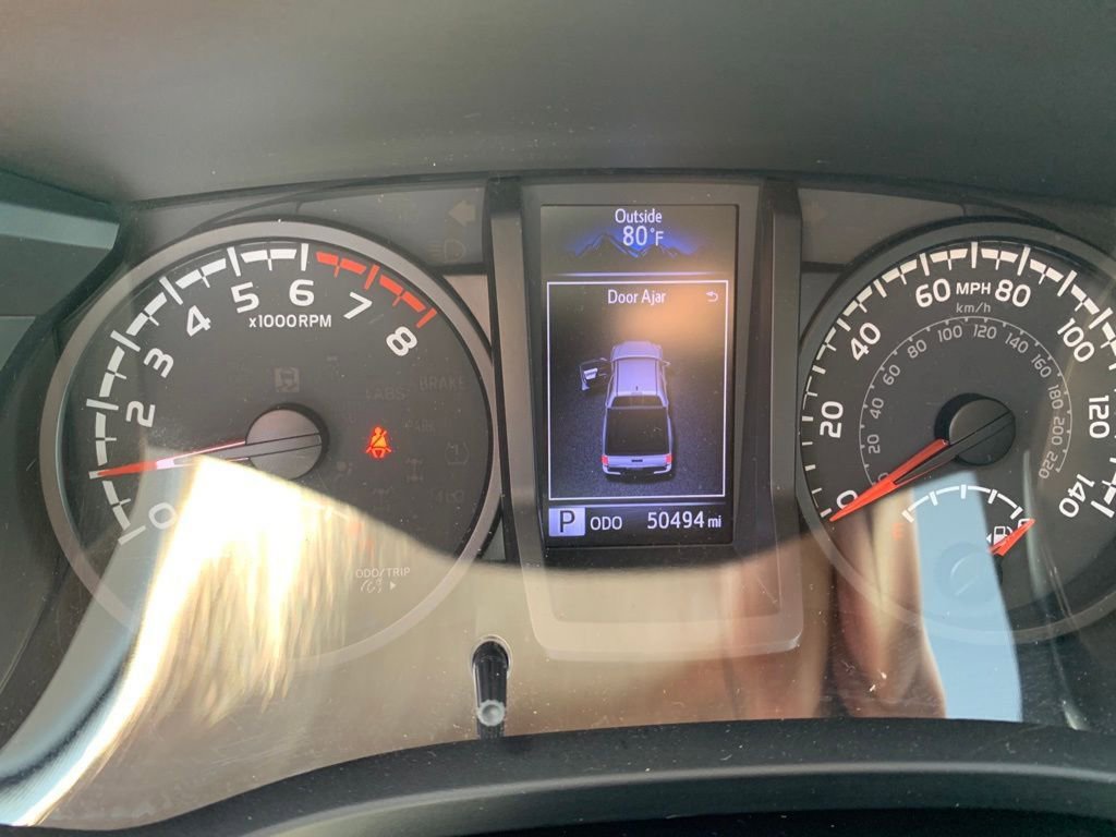 Used 2020 Toyota Tacoma Limited image 14