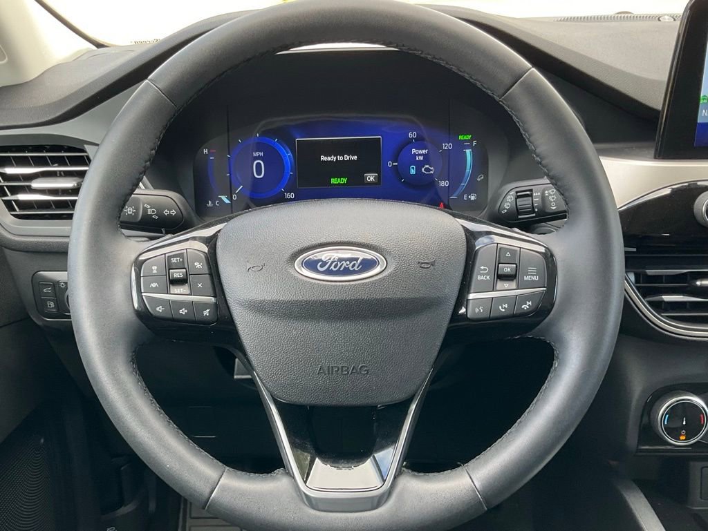 Used 2022 Ford Escape SEL w/ Technology Package image 50