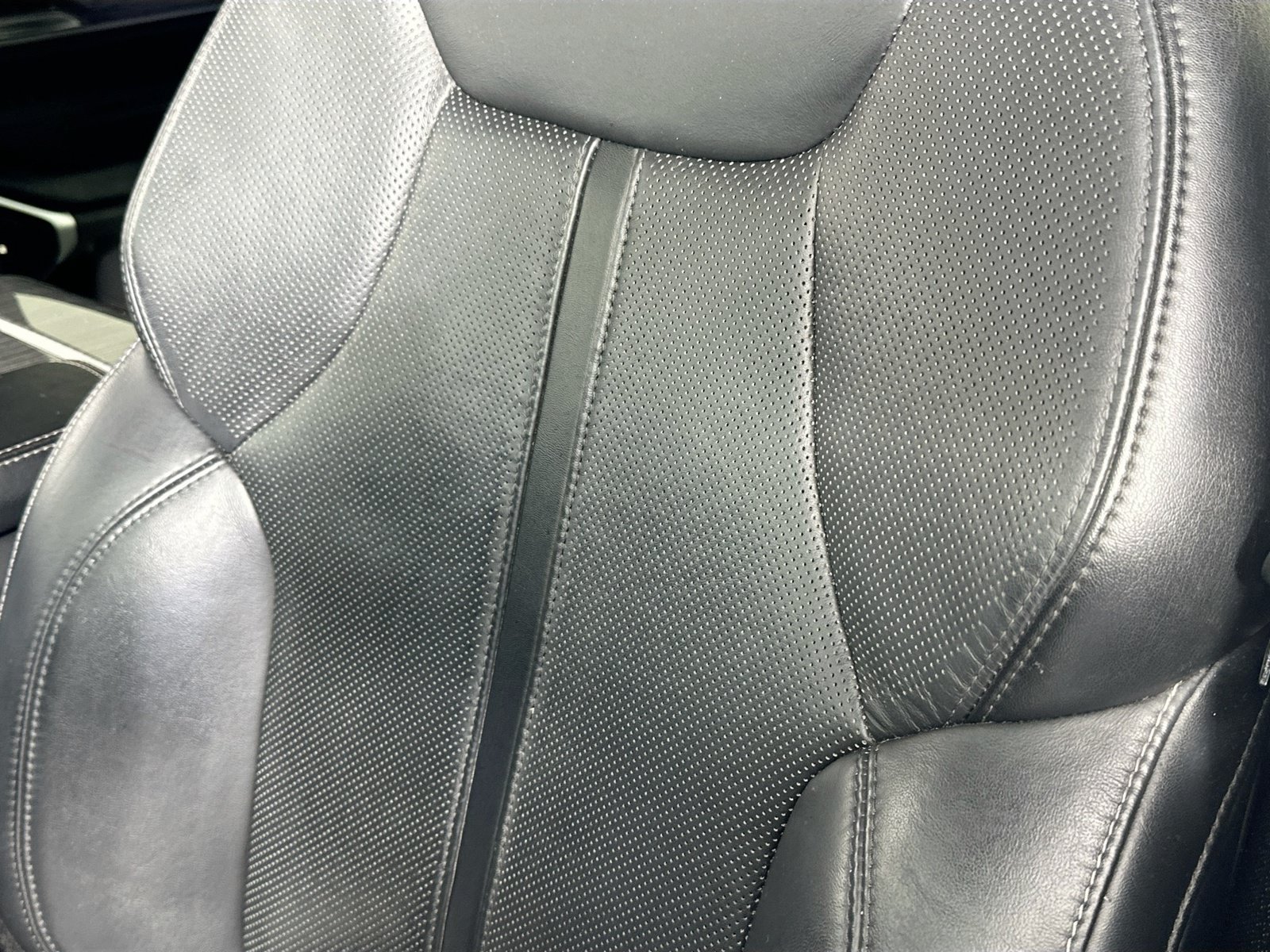 Used 2022 Jeep Wagoneer Series III w/ Flexible Seating Group RWD image 20