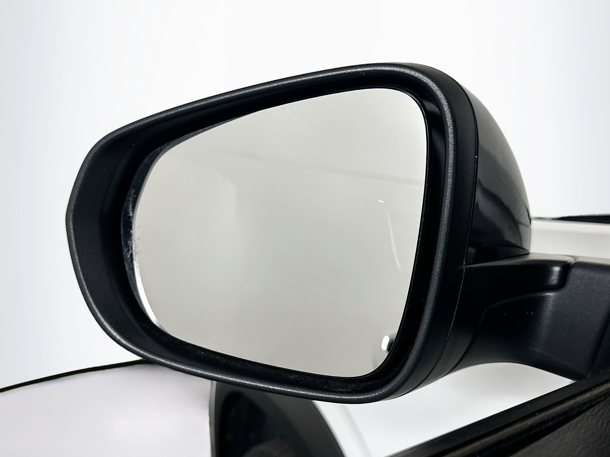 Used 2024 Chevrolet Trax RS FWD image 16