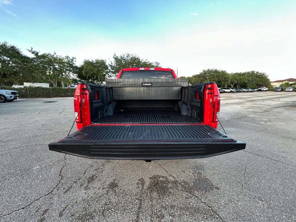 Used 2017 Ford F150 XLT AWD/4WD image 30