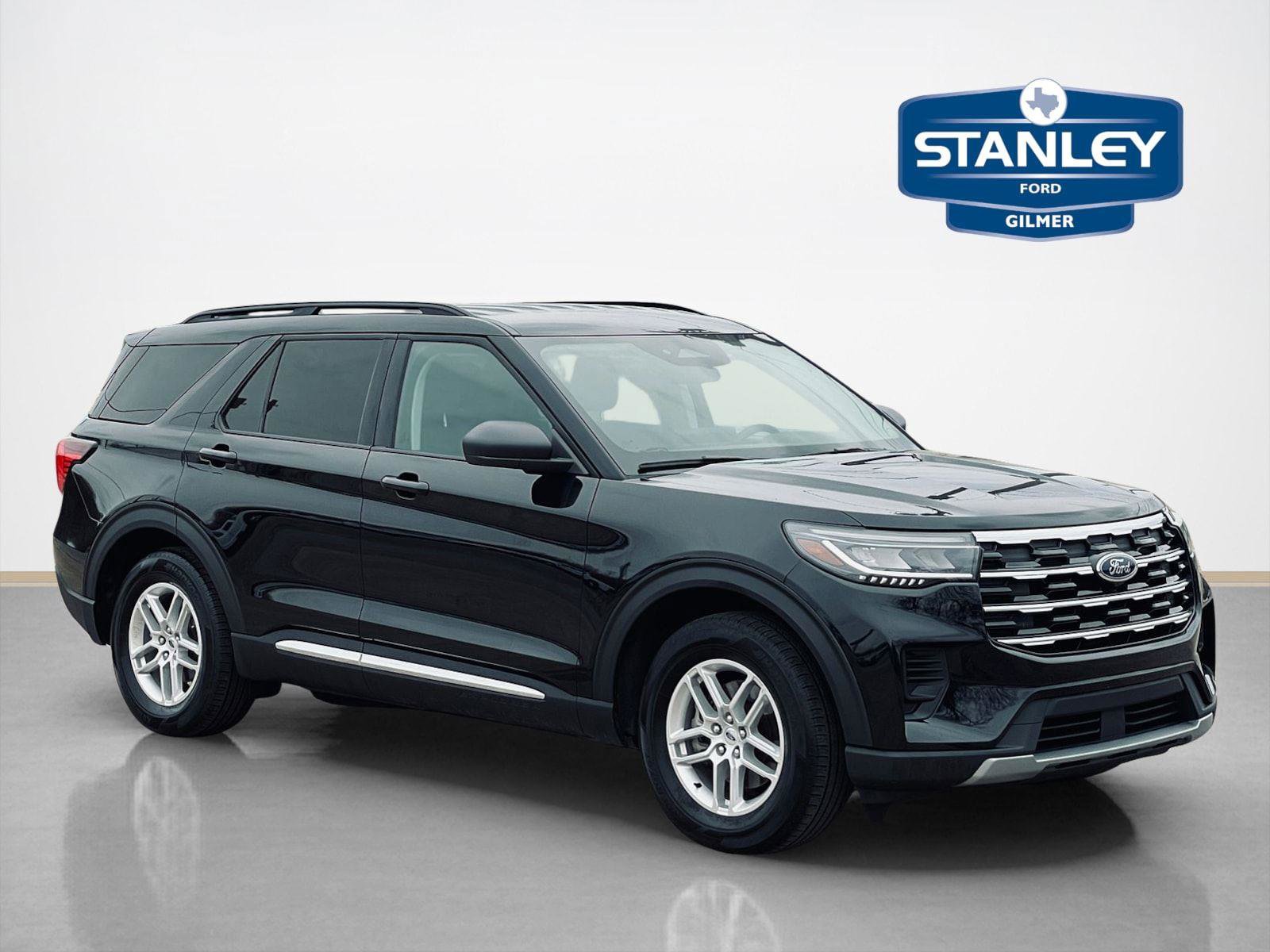 Used 2025 Ford Explorer Active image 1