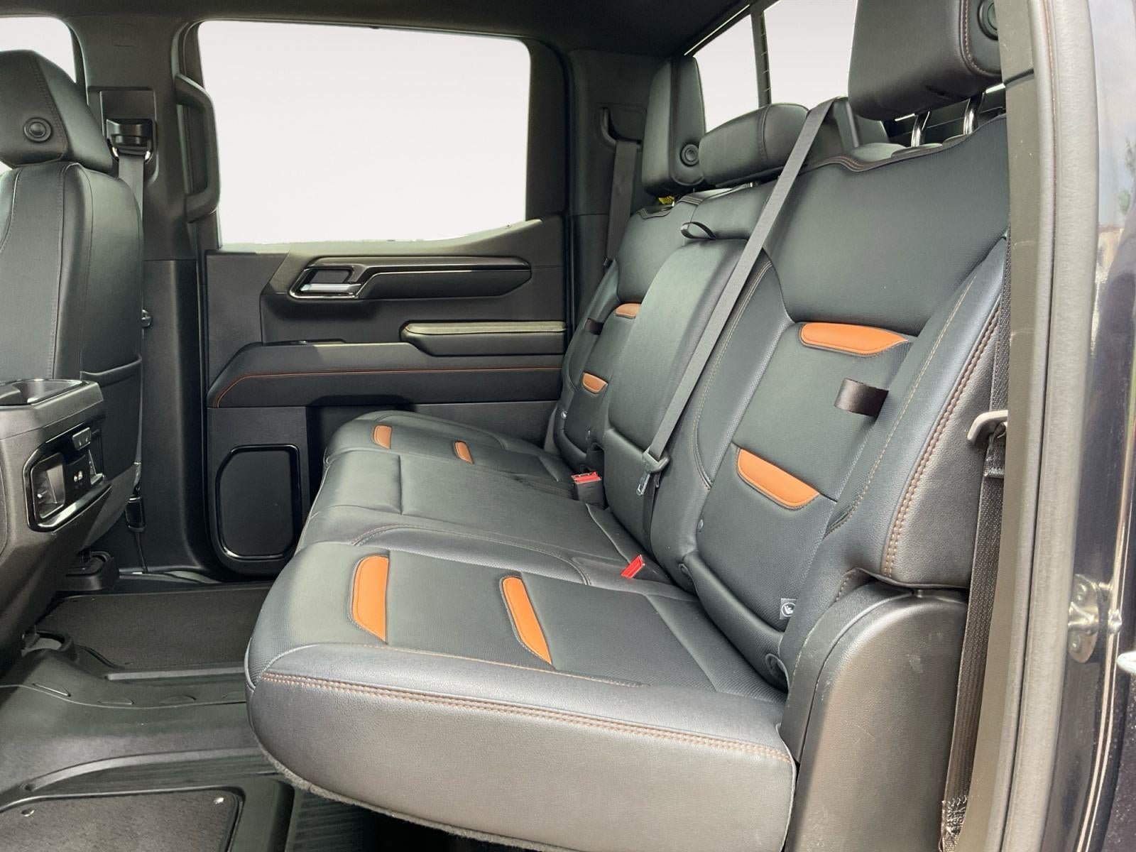 Used 2023 GMC Sierra 1500 AT4 w/ AT4 Premium Package AWD/4WD image 13