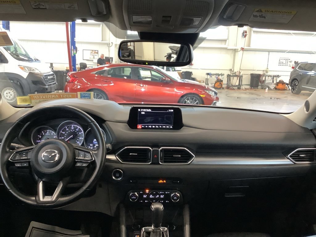 Used 2018 MAZDA CX-5 Touring w/ Preferred Equipment Package AWD/4WD image 6