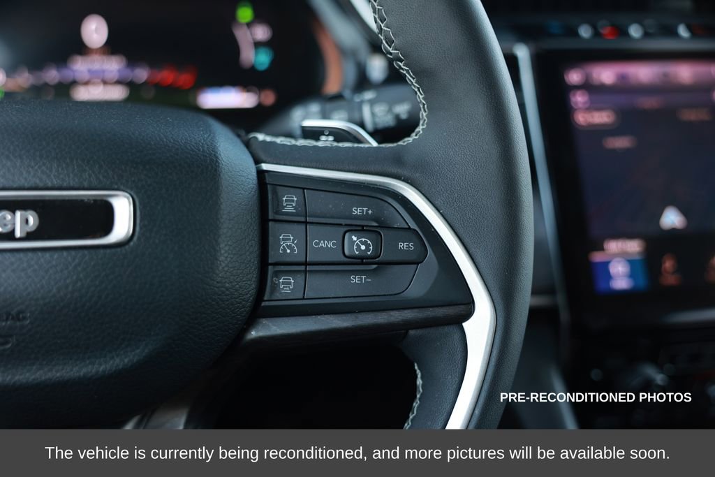 Used 2023 Jeep Grand Cherokee 4WD 4xe image 23