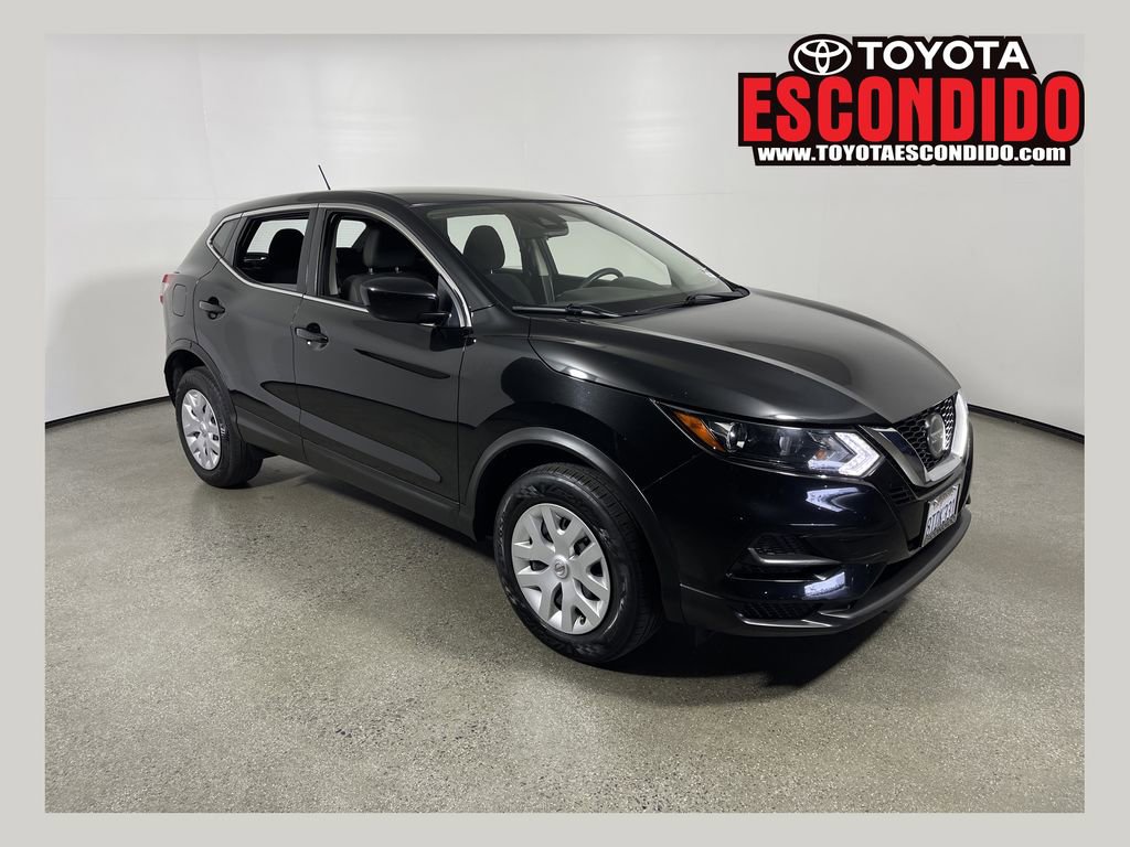 Used 2020 Nissan Rogue Sport S FWD image 1