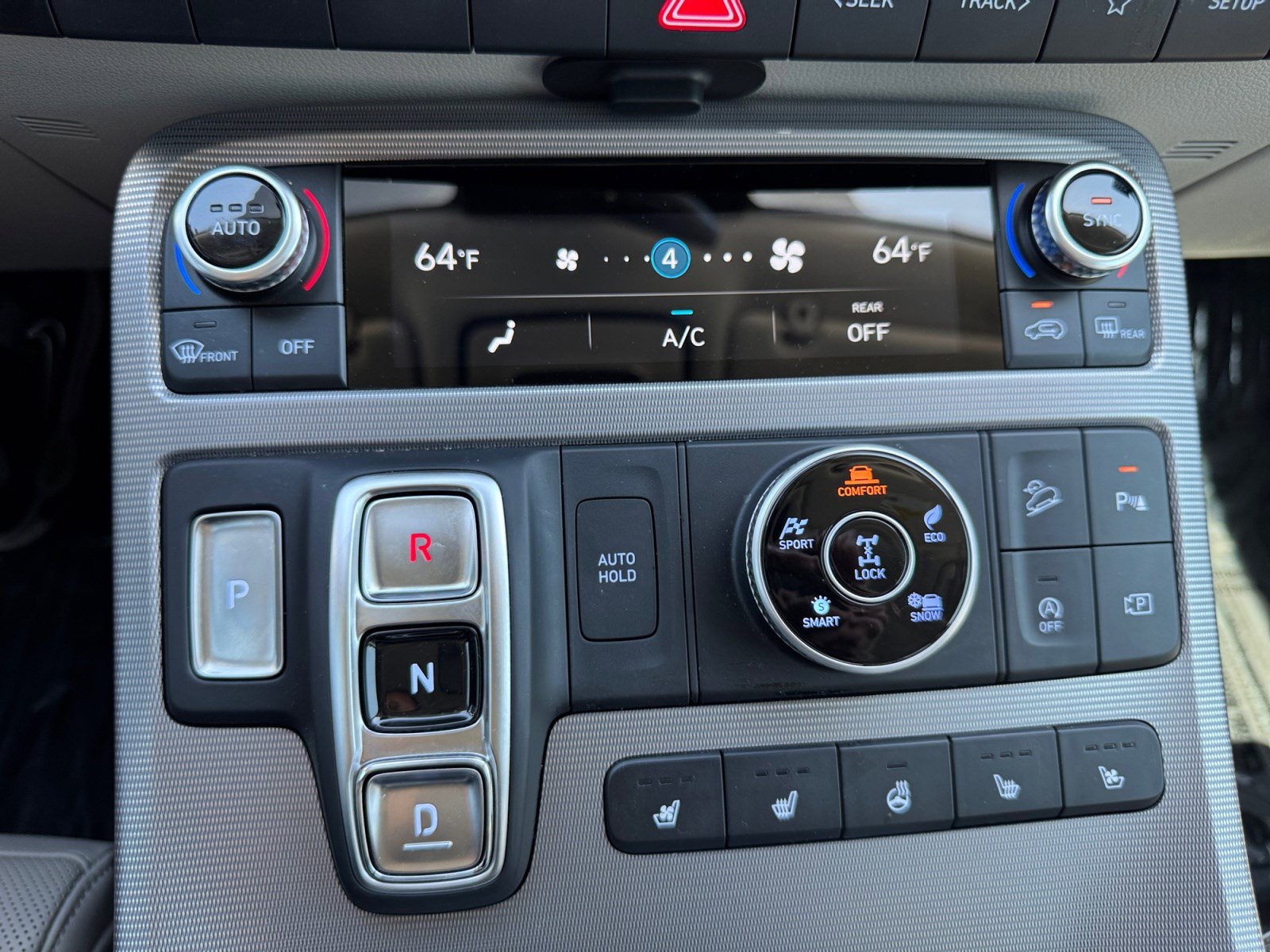 Used 2024 Hyundai Palisade Calligraphy image 20