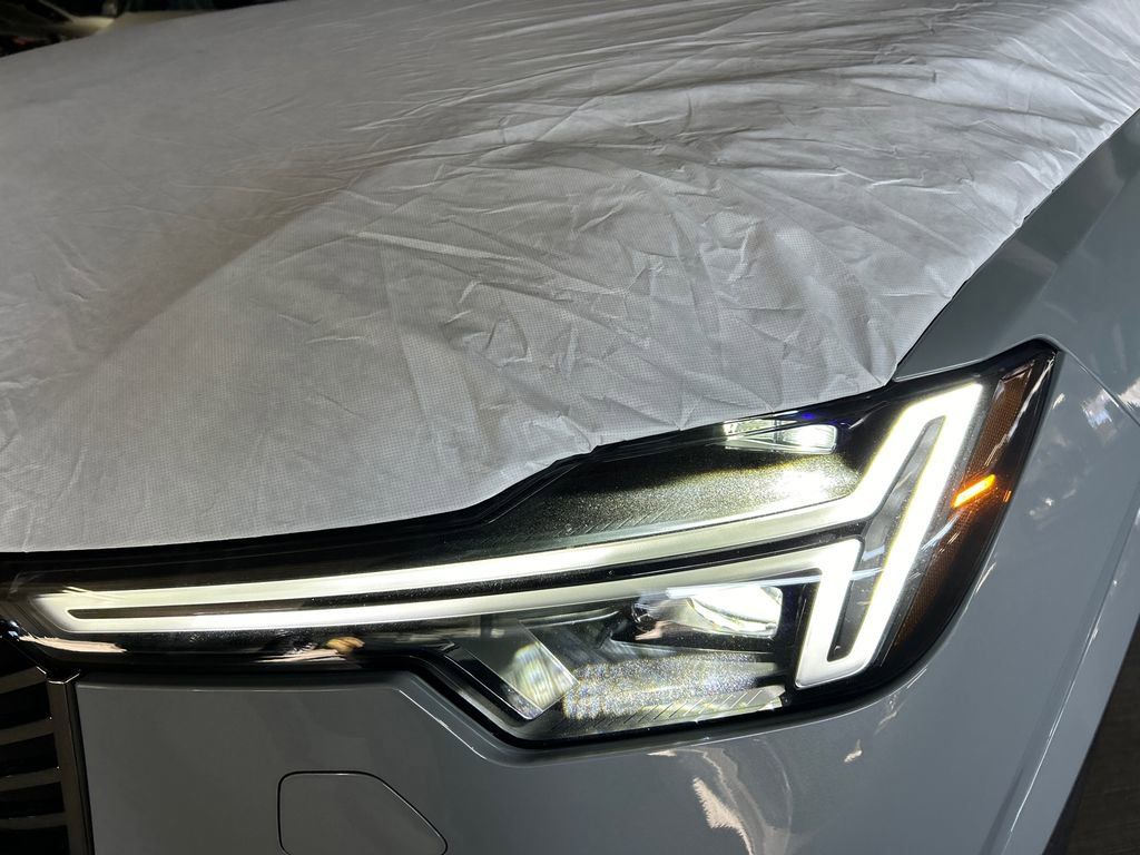 New 2026 Volvo XC90 T8 Ultra w/ Protection Package Premier image 7